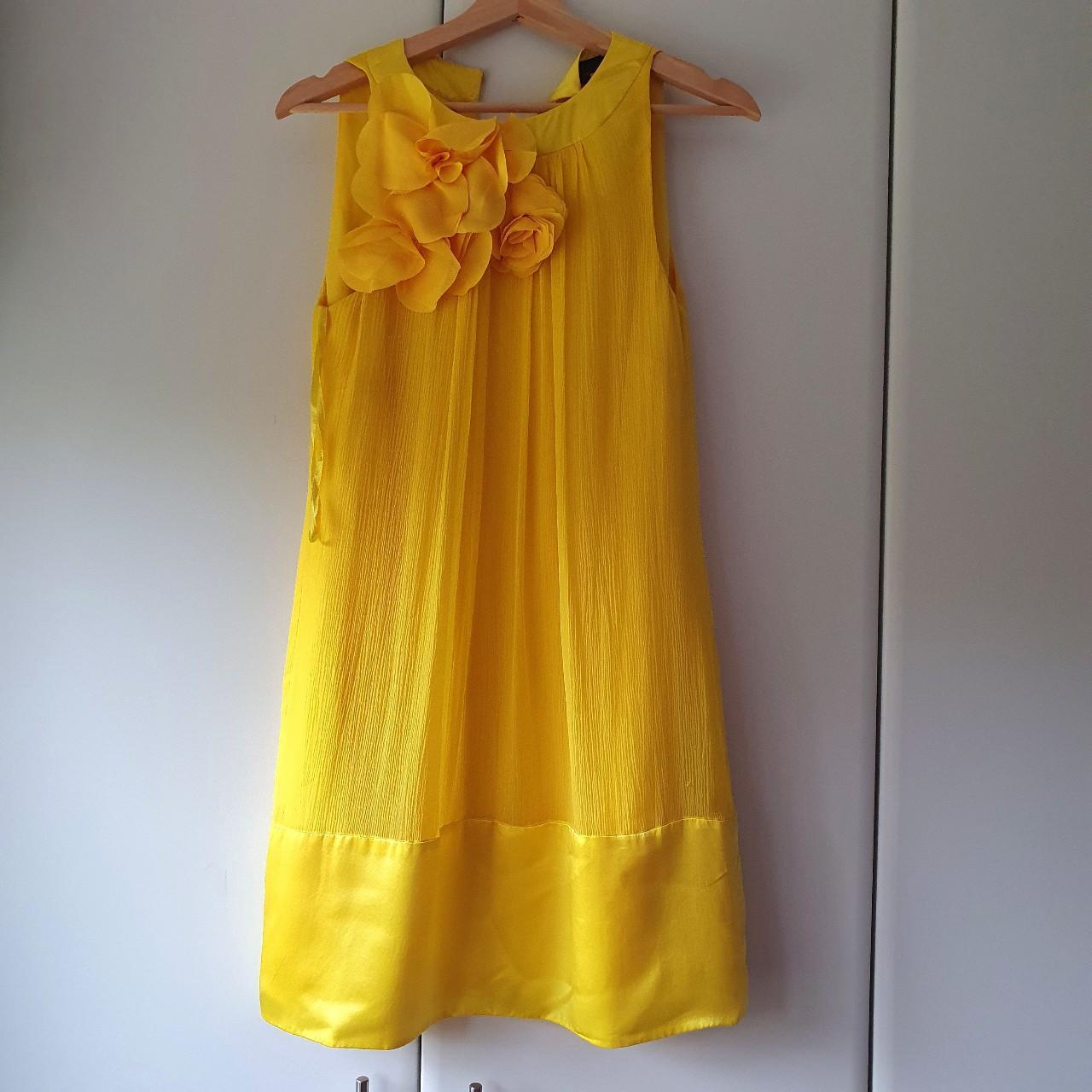 1960s inspired yellow dress, satin strip at the... - Depop