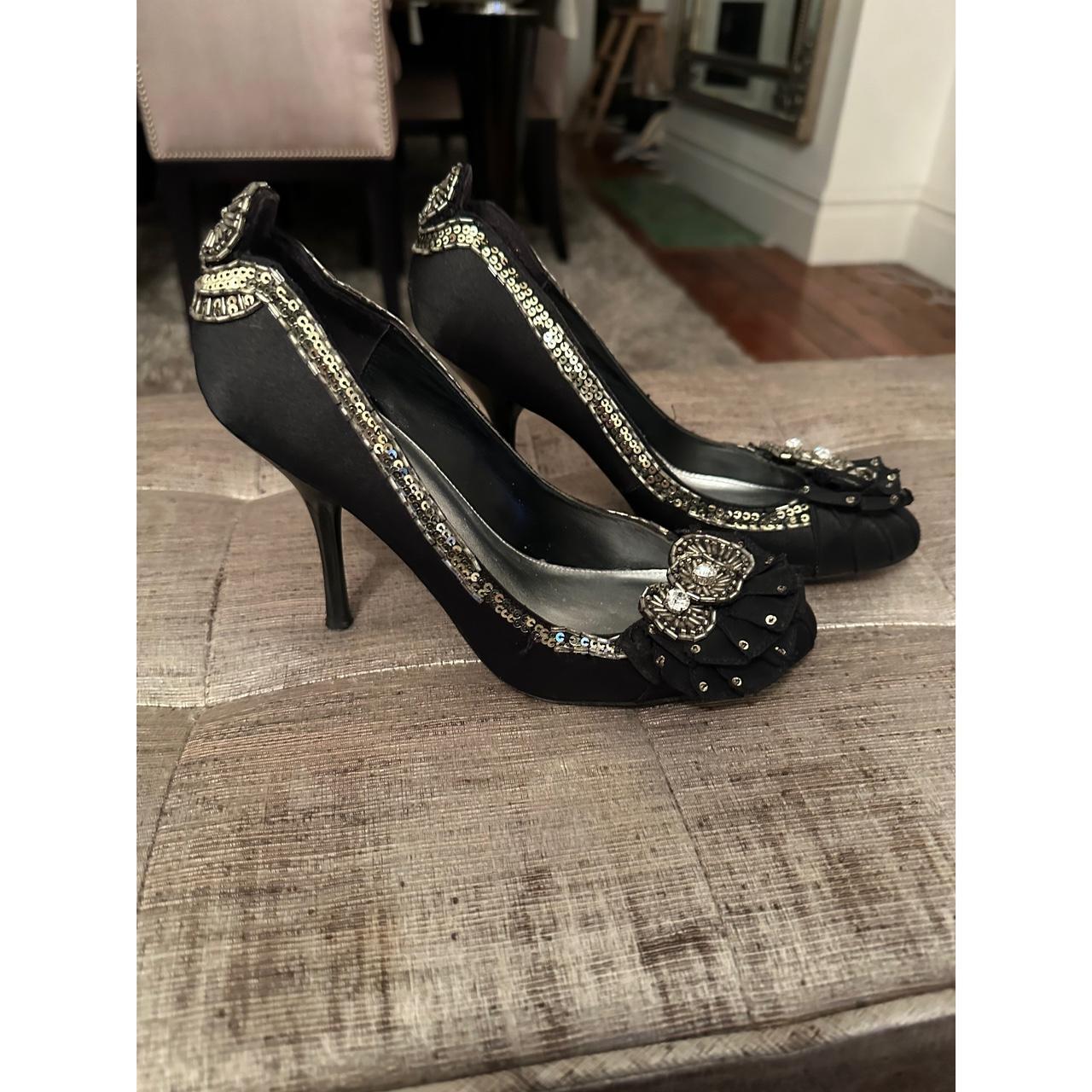 Karen Millen Women's Black Courts | Depop