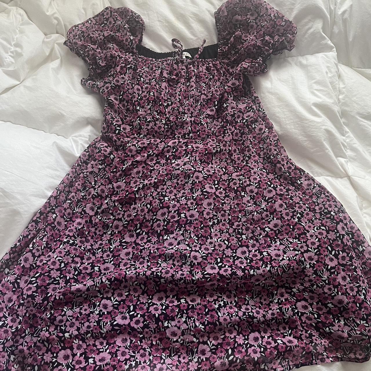 Floral babydoll dress with puff sleeves Size 12... - Depop