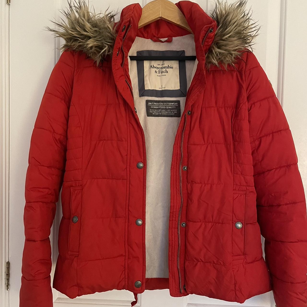 Abercrombie and Fitch red puffer coat. Size S. Red