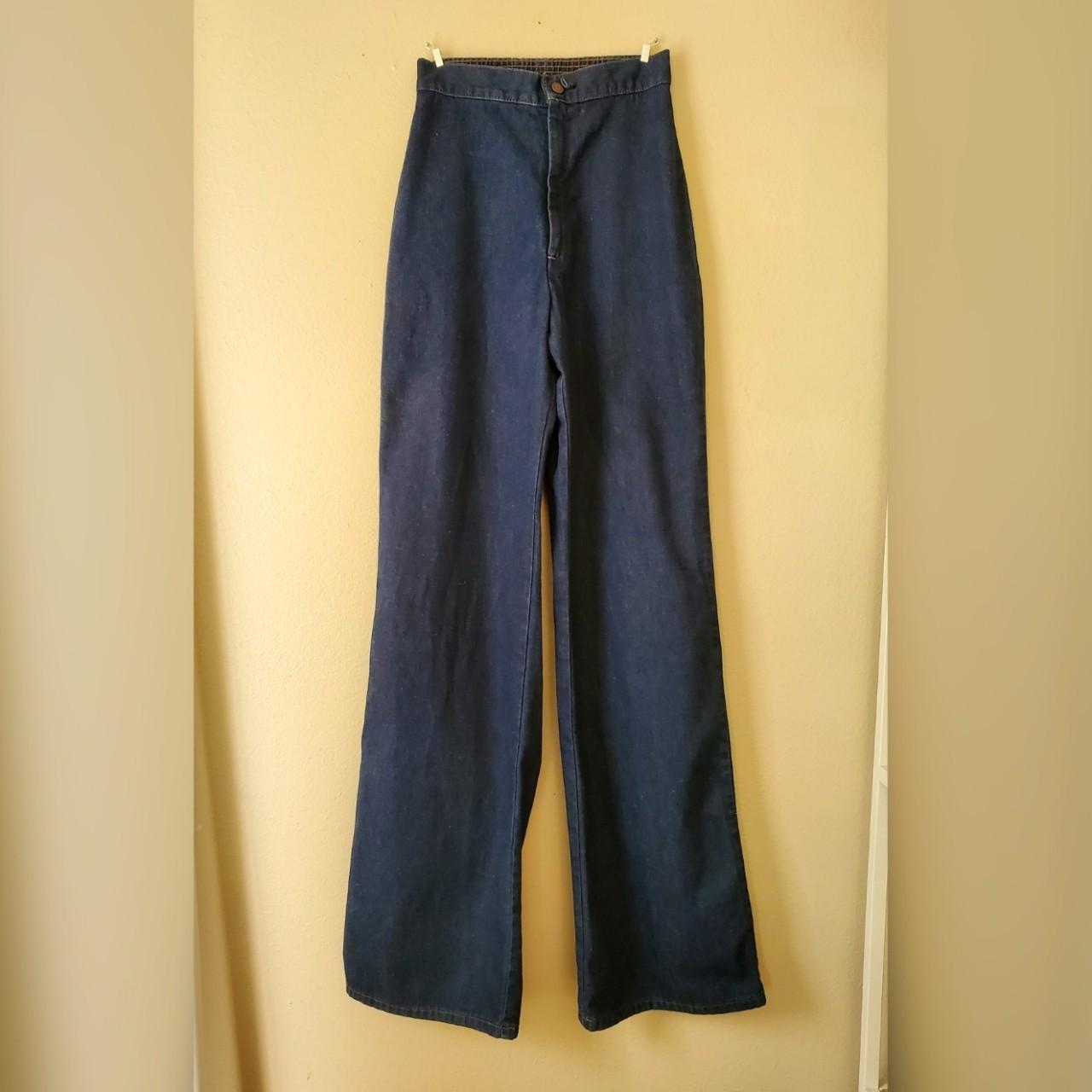 Vintage Levi's 60s style Jeans Highwaist wide legs... - Depop