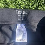 XL Calvin Klein performance Capri leggings. Cute, - Depop