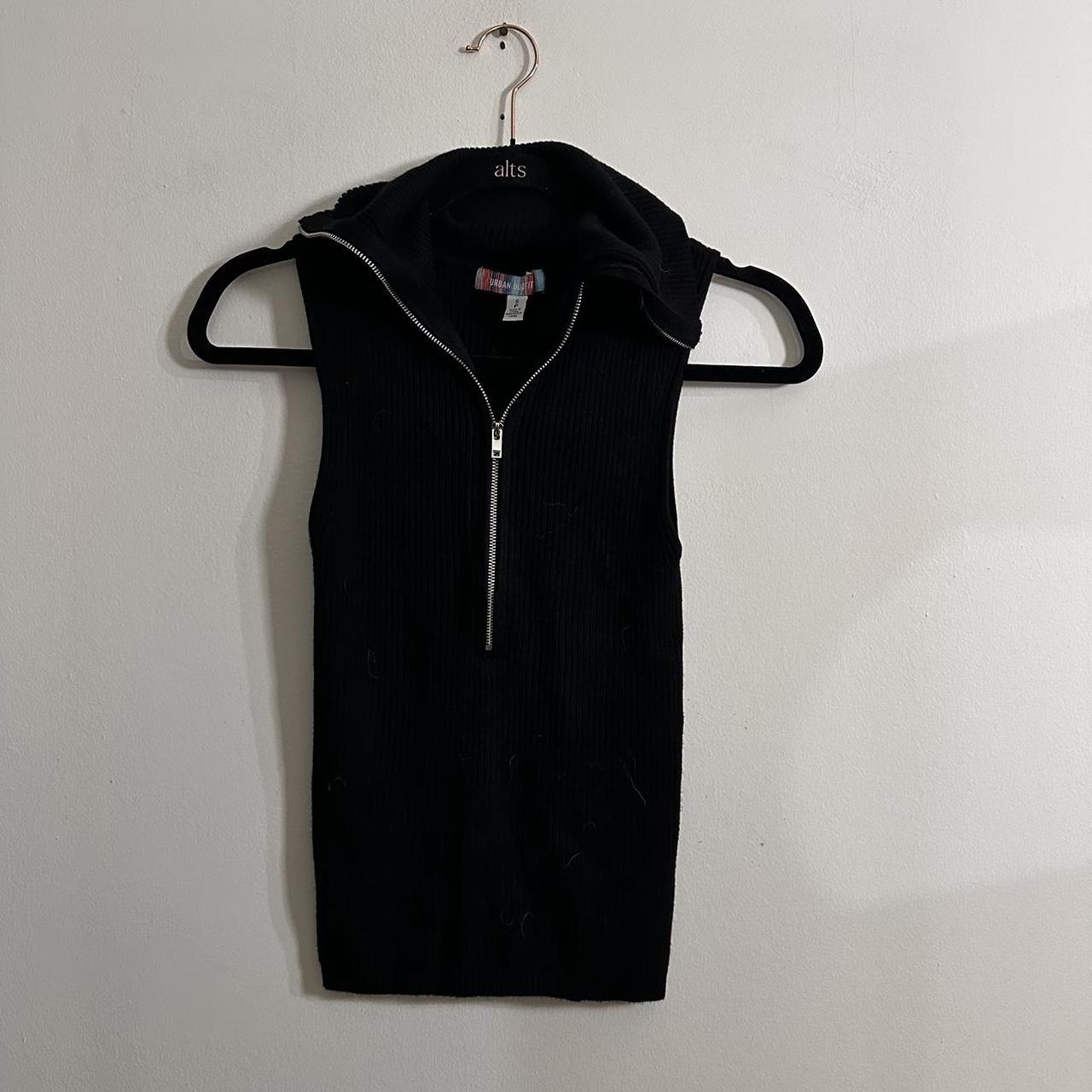 item listed by styled_closetcleanup