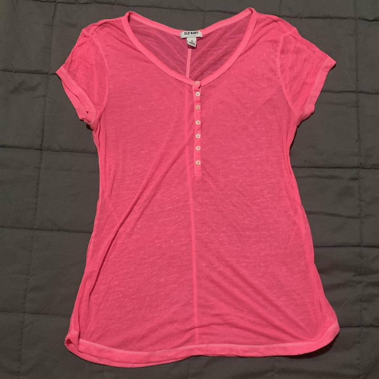 Old Navy Women's Pink Tshirt Depop