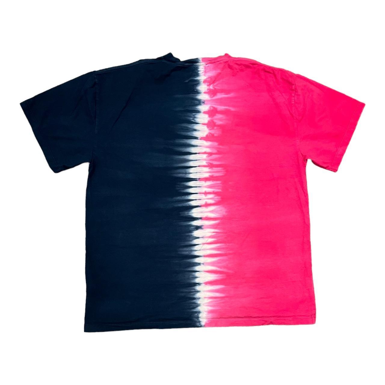 Aries Men's Navy and Pink T-shirt (2)
