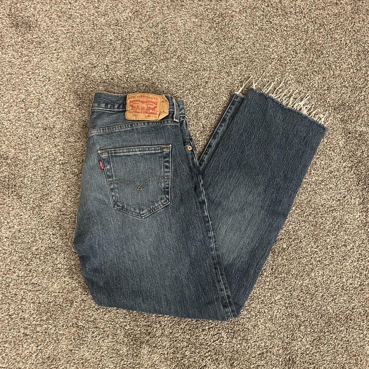 Levi's Men's Blue and White Jeans | Depop