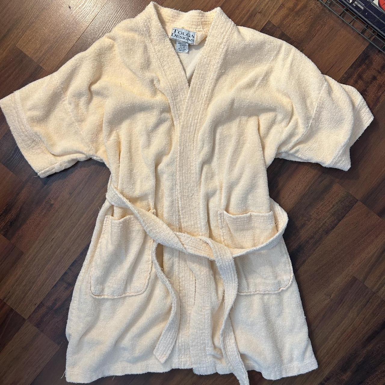 Vintage 80s light peach pink terry cloth bath robe!... - Depop