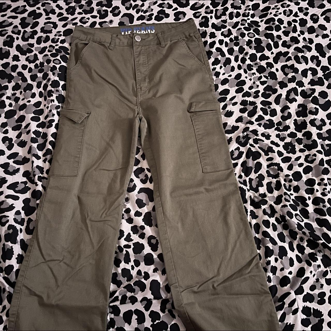 Green Cargo Pants, Women’s 13/31 Depop