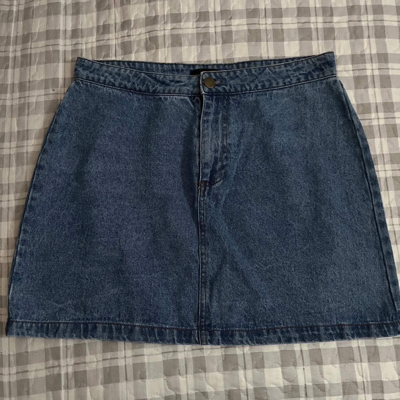 Y2K Grunge Denim Skirt Marked as Size Large but fits... - Depop