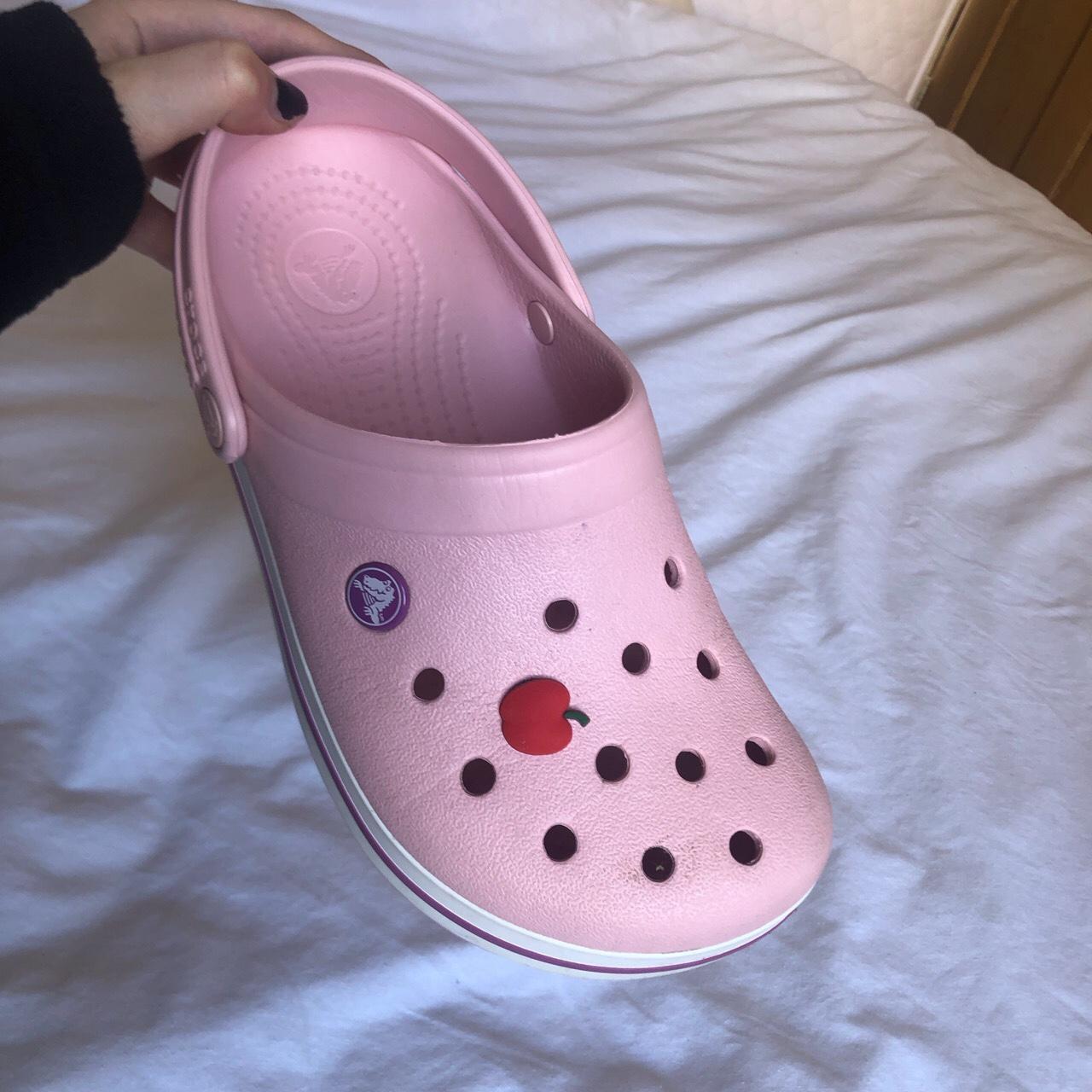 Crocs Women's Pink Sandals Depop