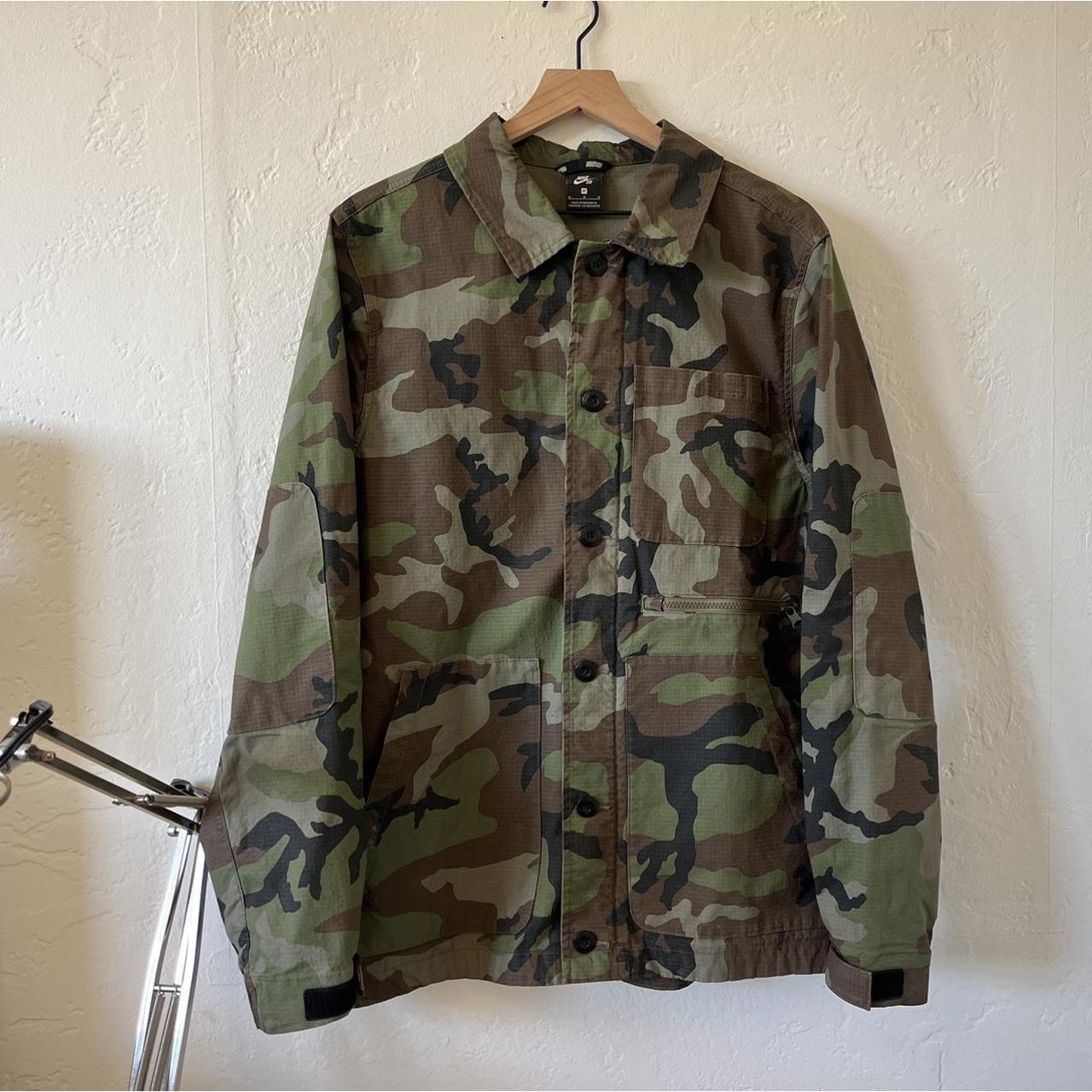 nike sb camo windbreaker