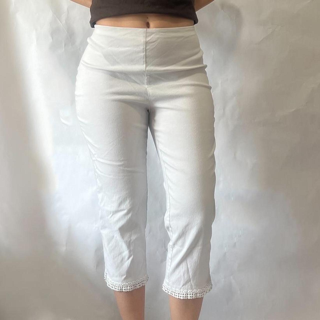 White capri pants Size 10 I pinned it so that it - Depop