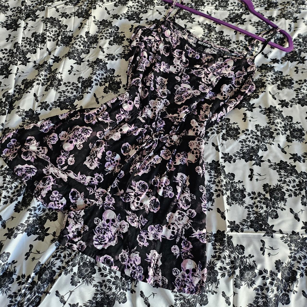 item listed by prettylittlepsychopath