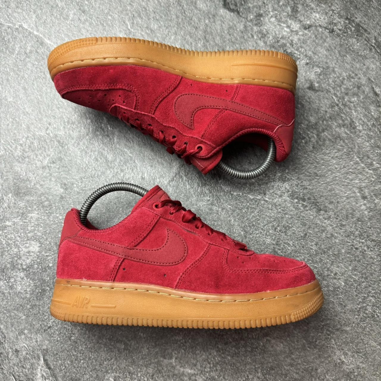 Nike air force shops red suede