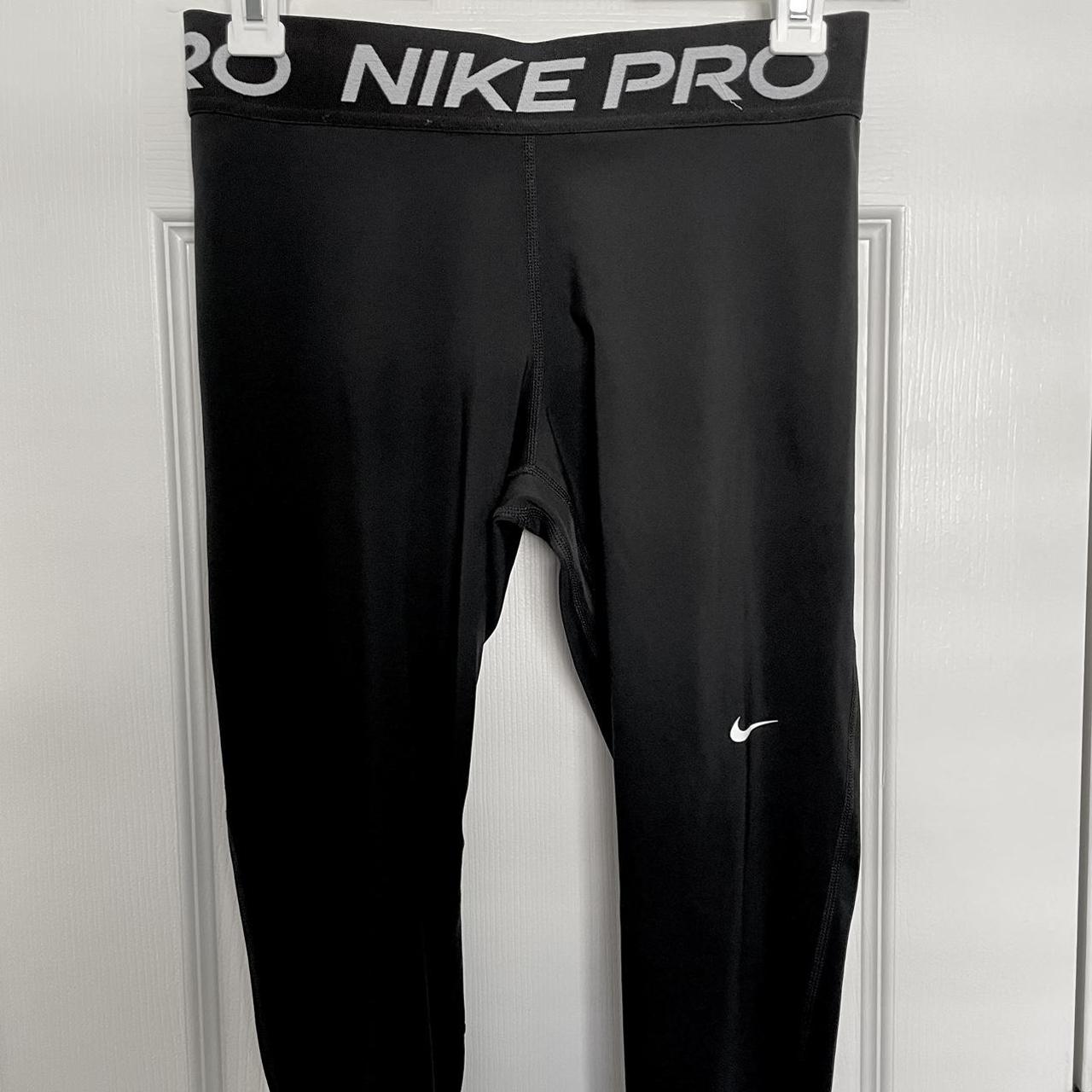 Nike Pro 365 Women's Mid-Rise Cropped Mesh Panel - Depop