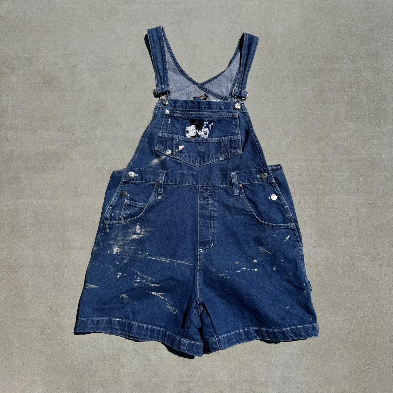 item listed by smiley_thrift