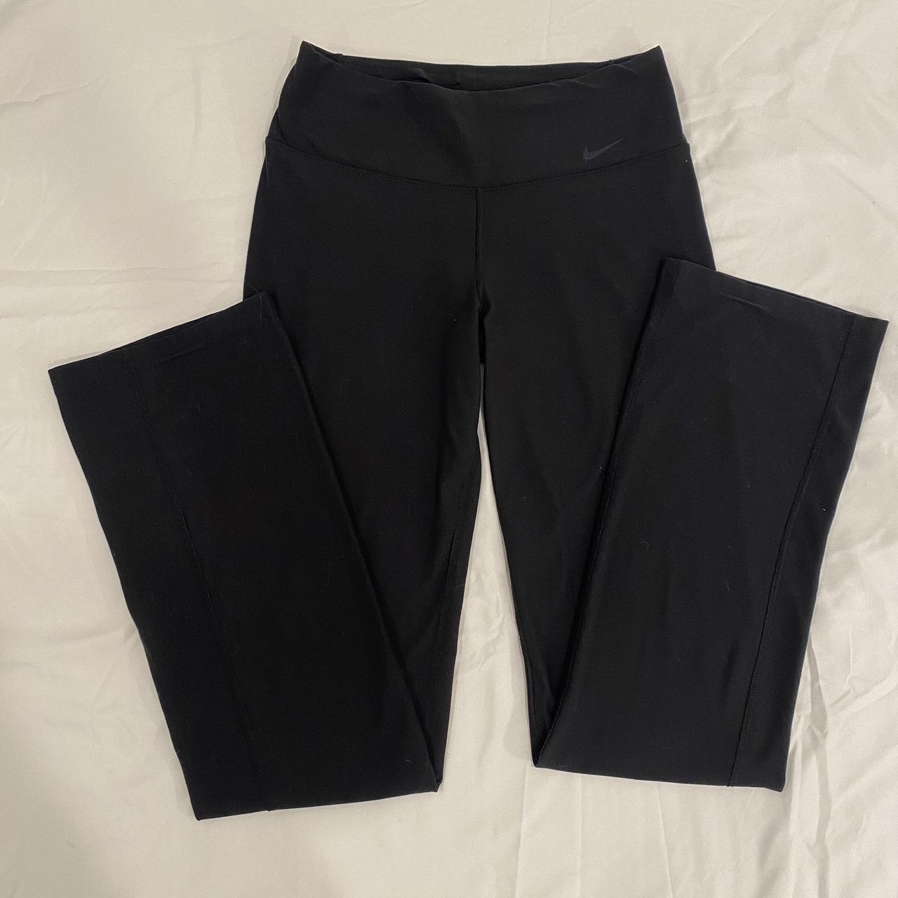 ladies black nike leggings
