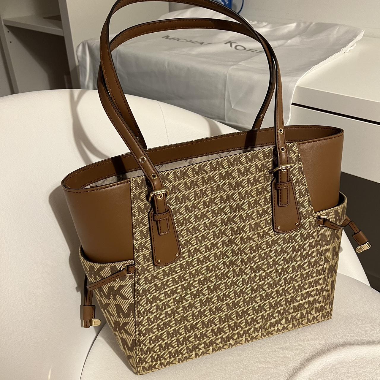 Michael Kors Voyager Signature Tote in brown Brand Depop