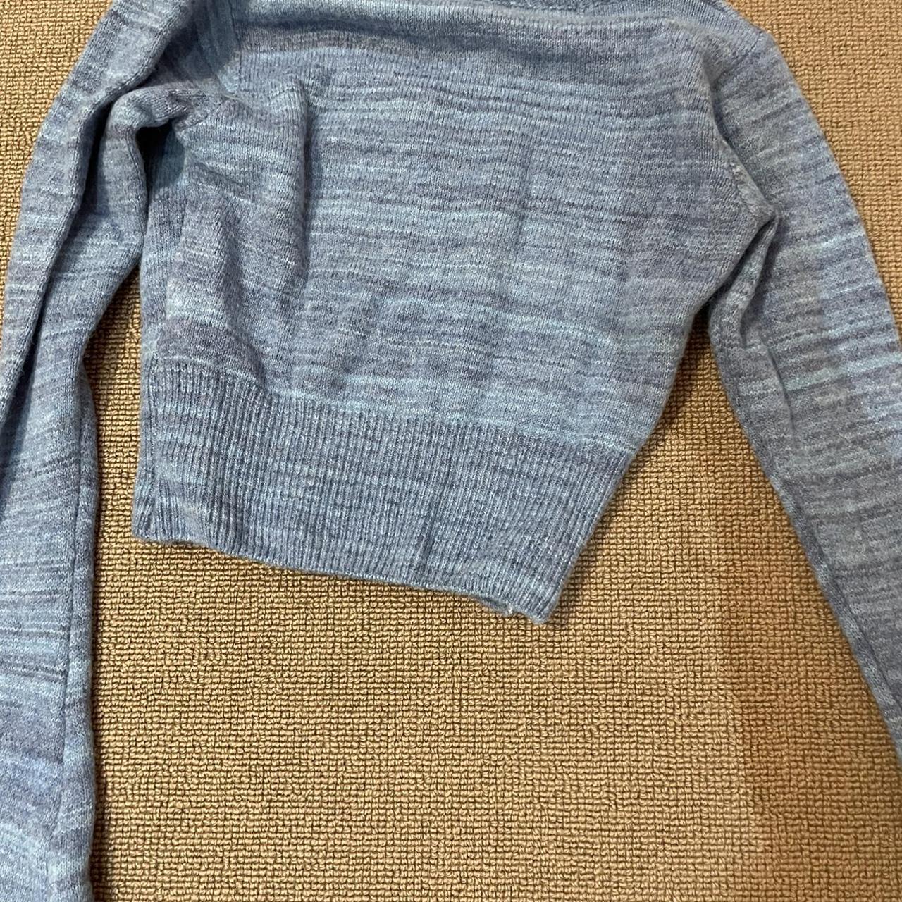 - Gorgeous subdued woolly cropped jumper - Blue... - Depop