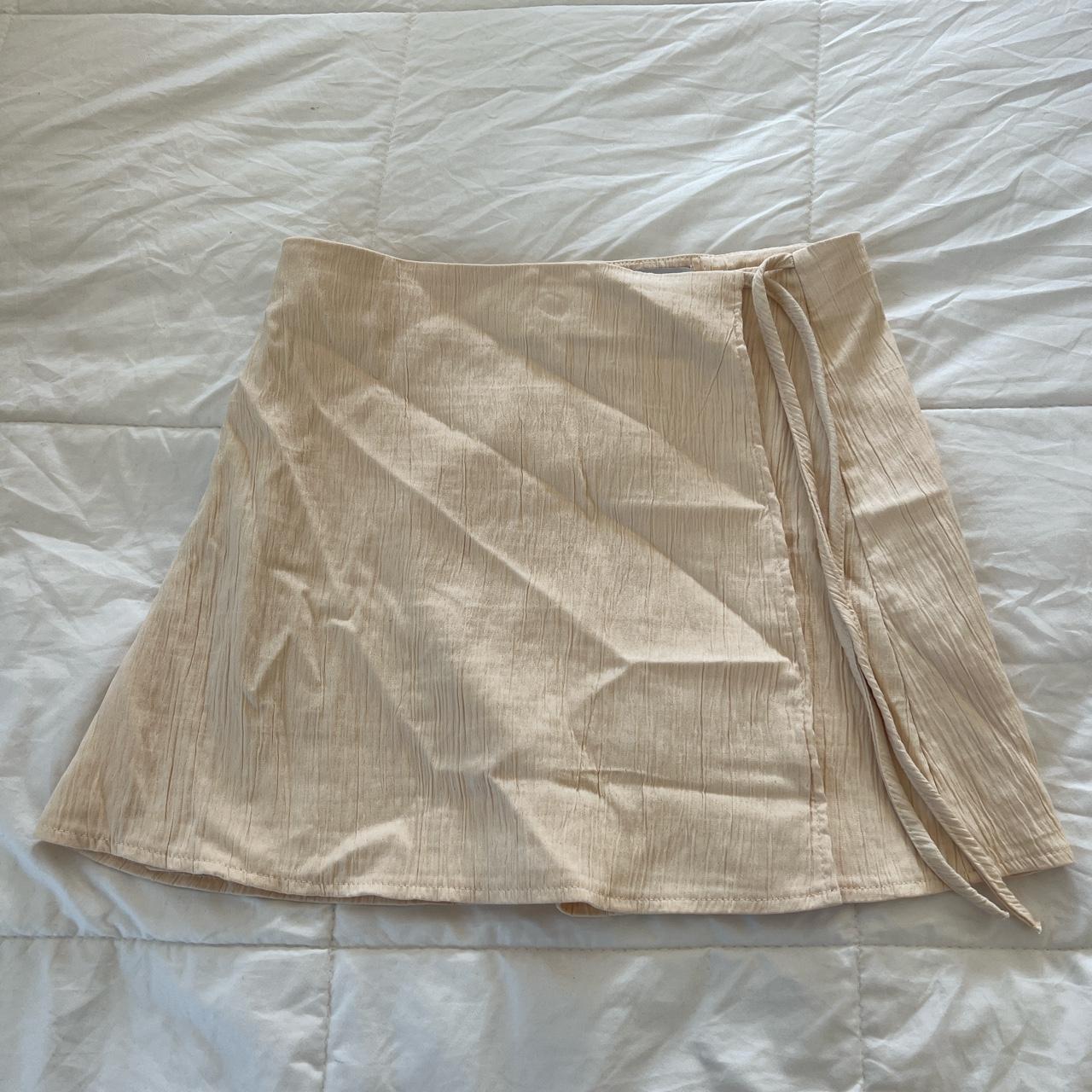 ZARA tan open tie skirt size small fairly new Depop