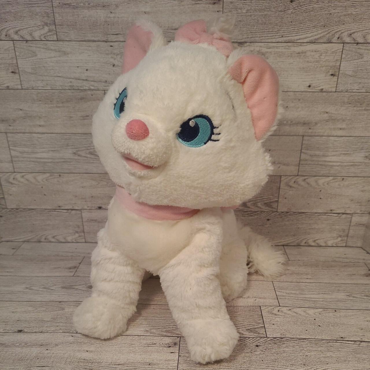 Disney Store Aristocats Marie Plush Stuffed Animal. 