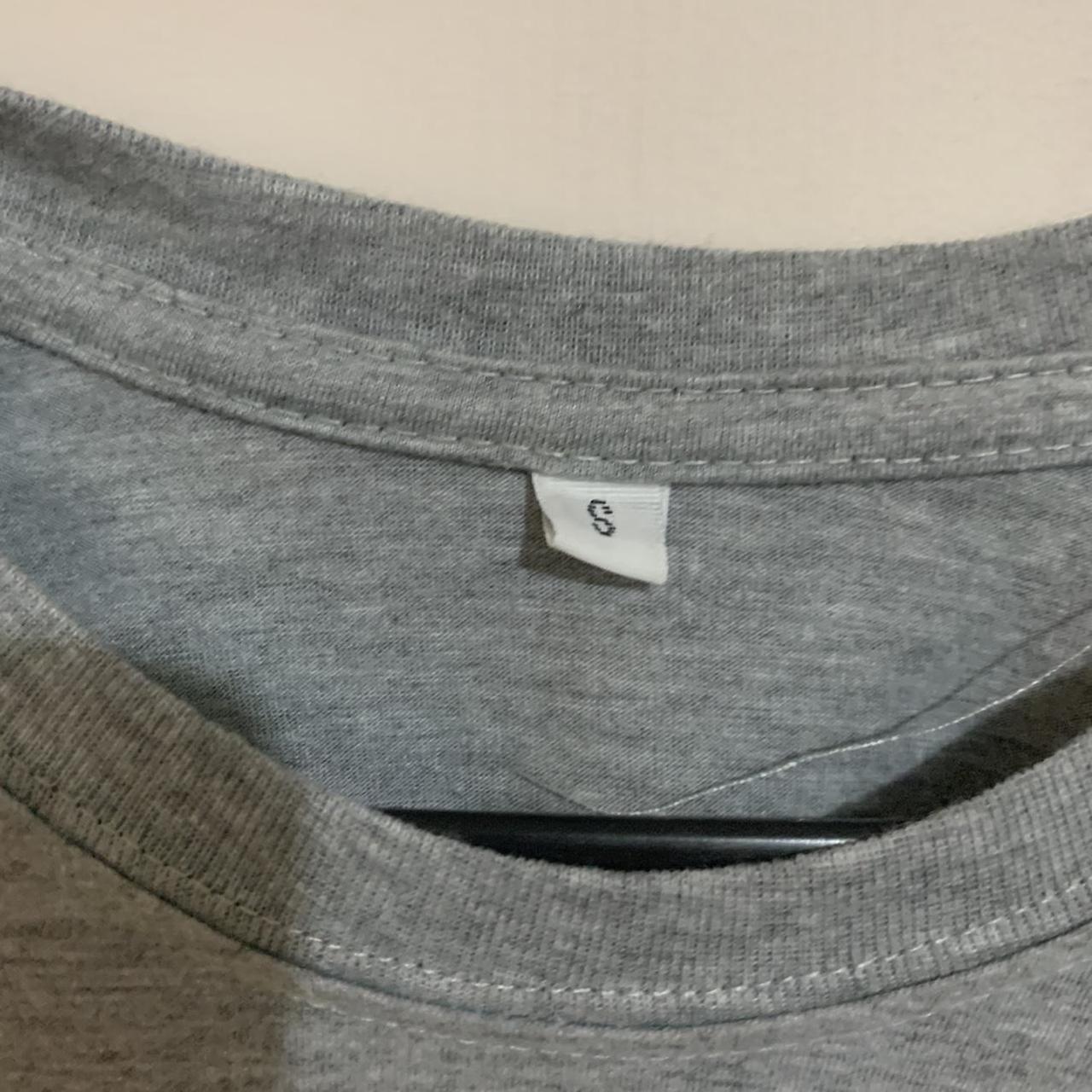 Grey Gucci t shirt size small $12 - Depop