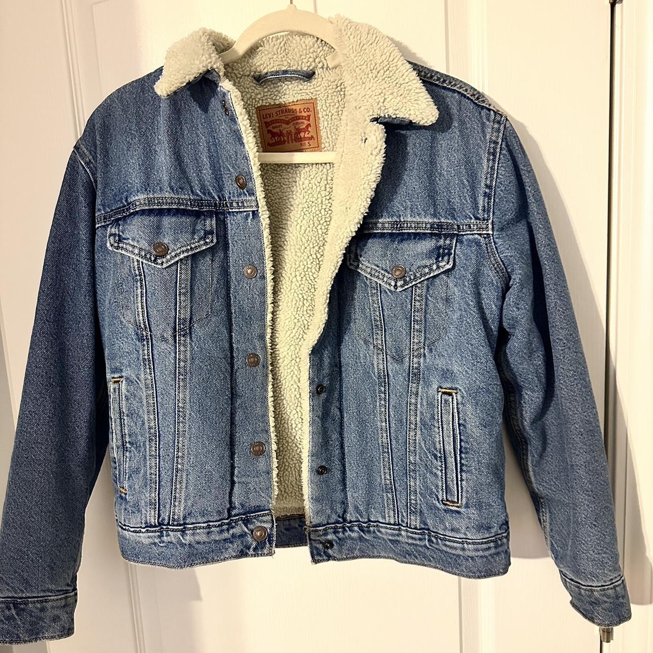 Levi’s Original Sherpa Trucker Denim Jacket Size:... - Depop