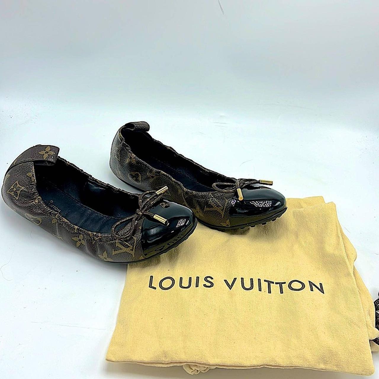 Genuine Louis Vuitton women's loafers, bought last - Depop