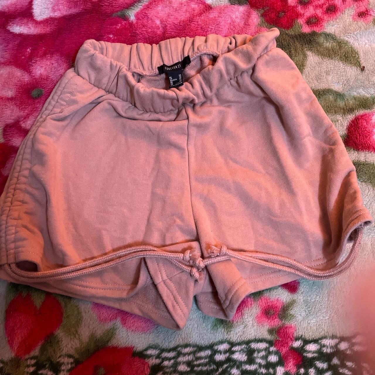 Booty shorts 2024 forever 21