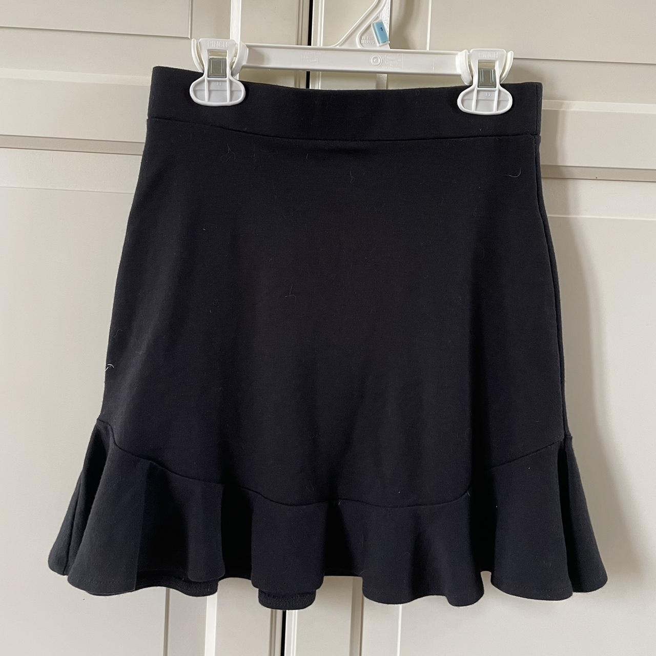 Black mini hotsell skirt forever 21