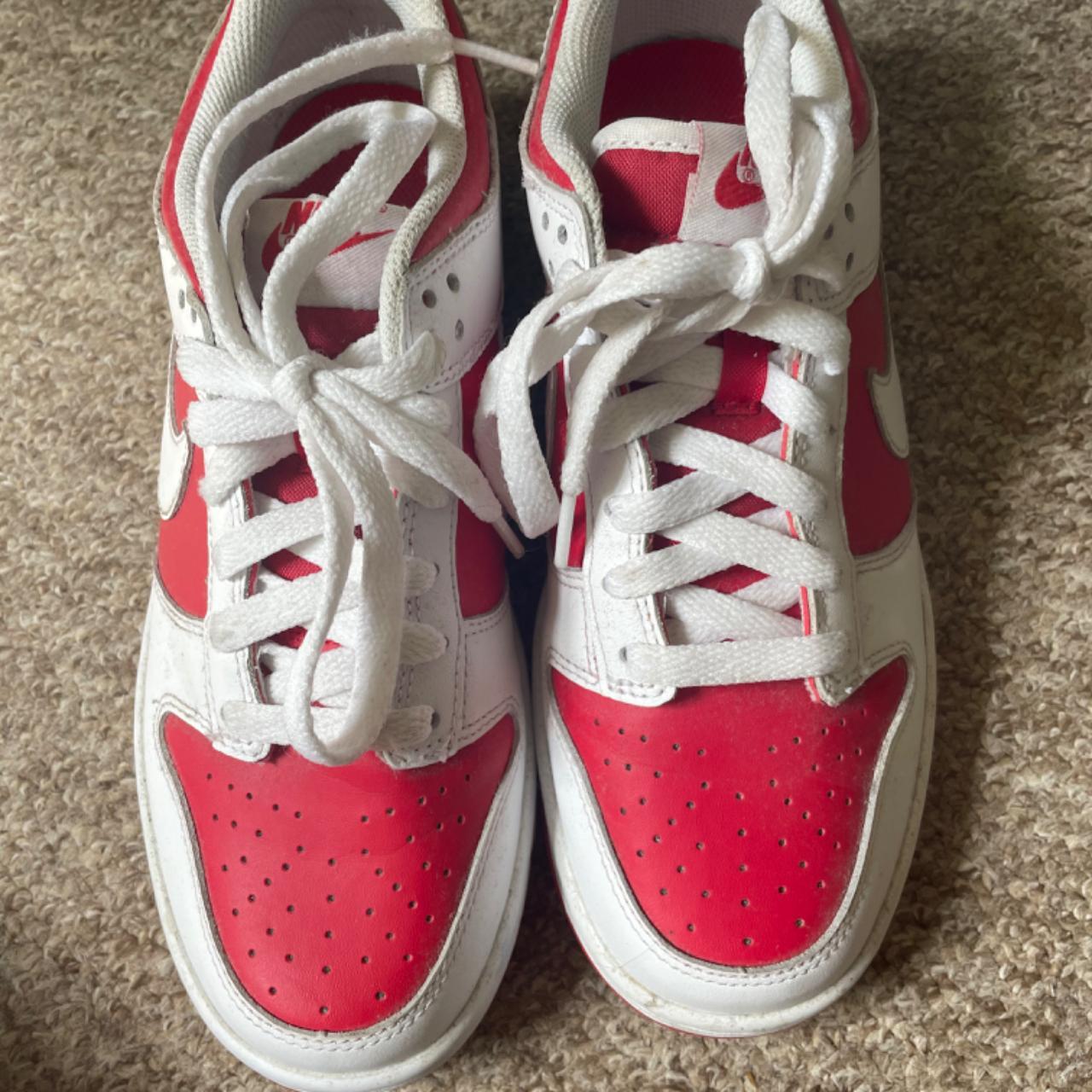 university red white dunks