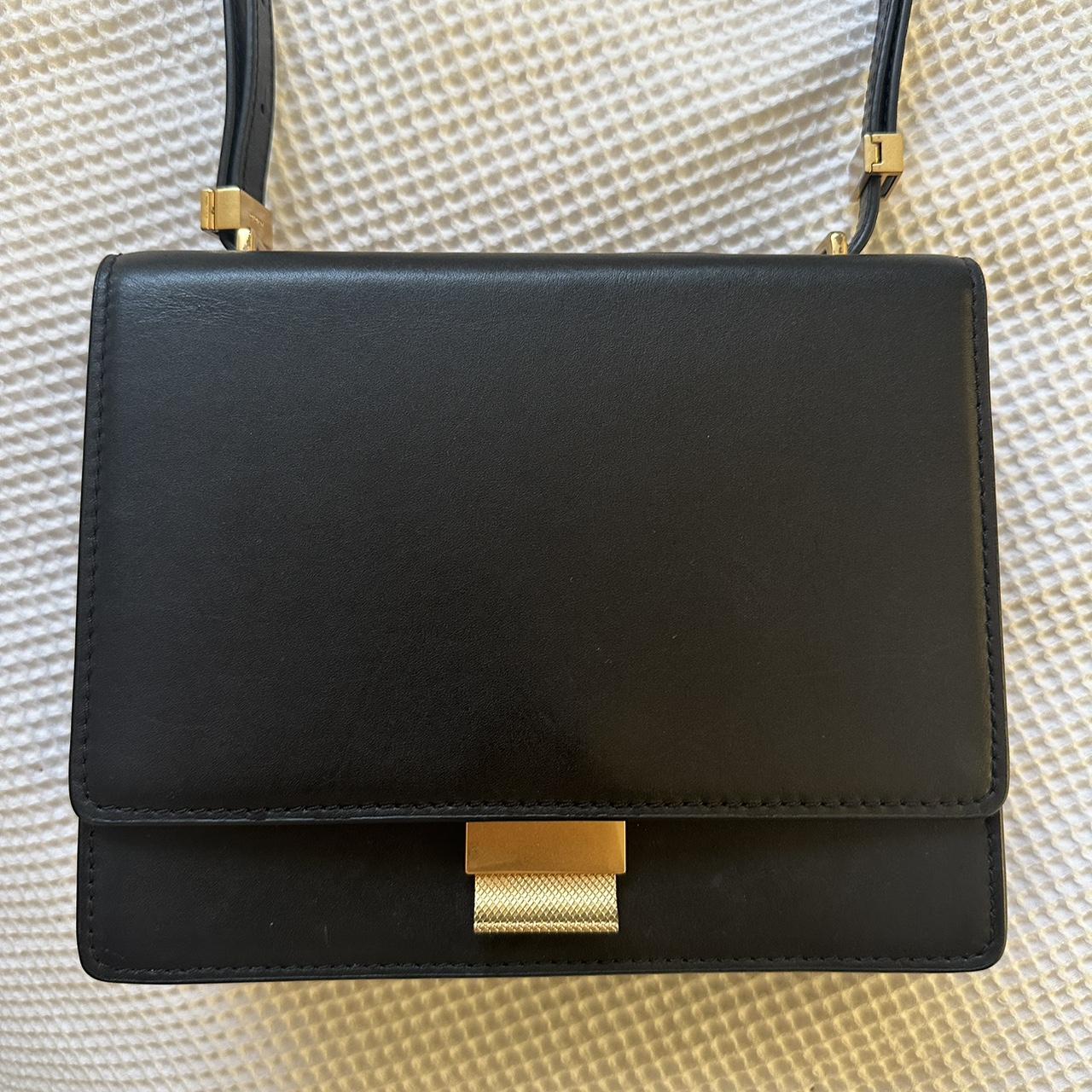 Oroton black bag gold clasp Used very lightly a few... - Depop