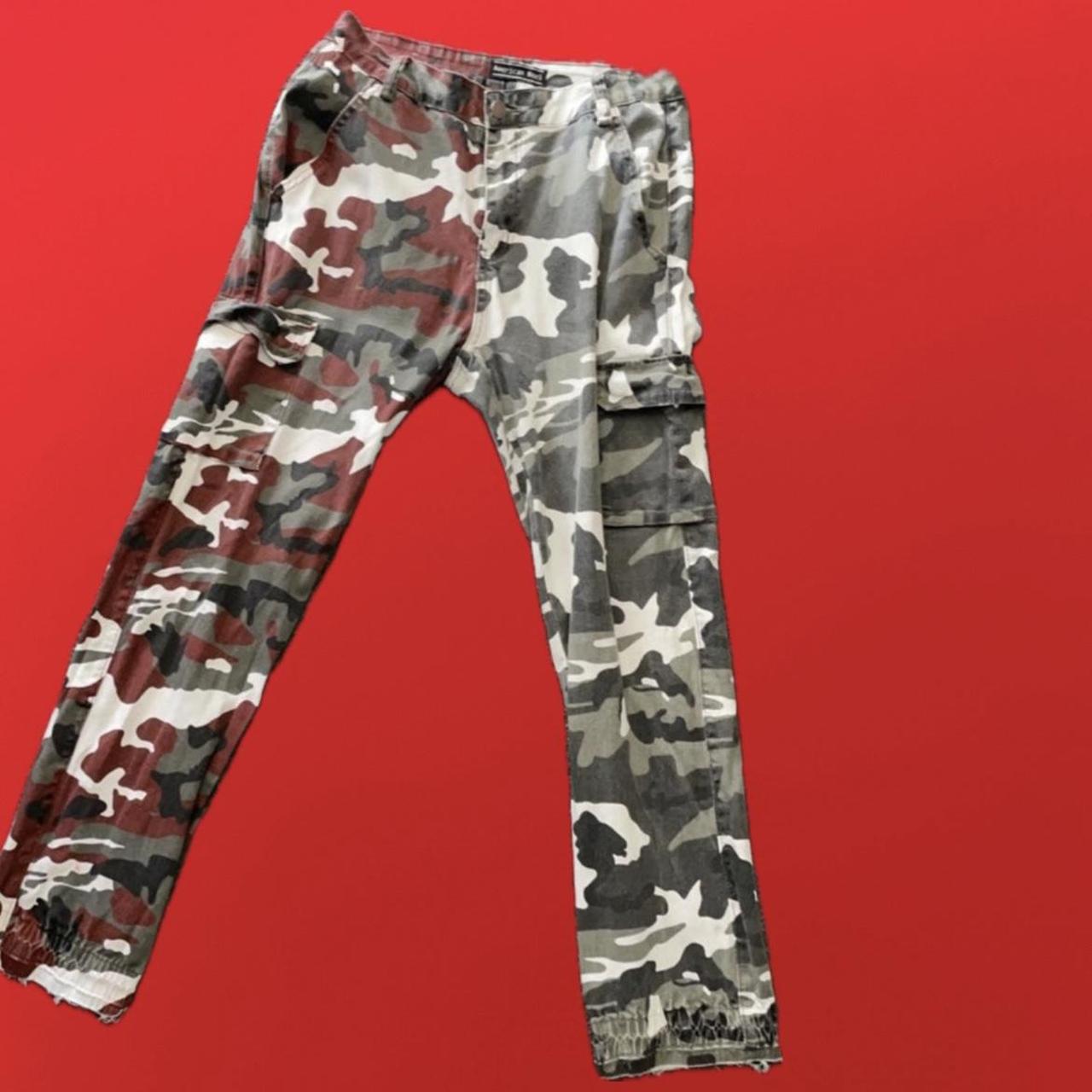 Burgundy camo deals cargo pants