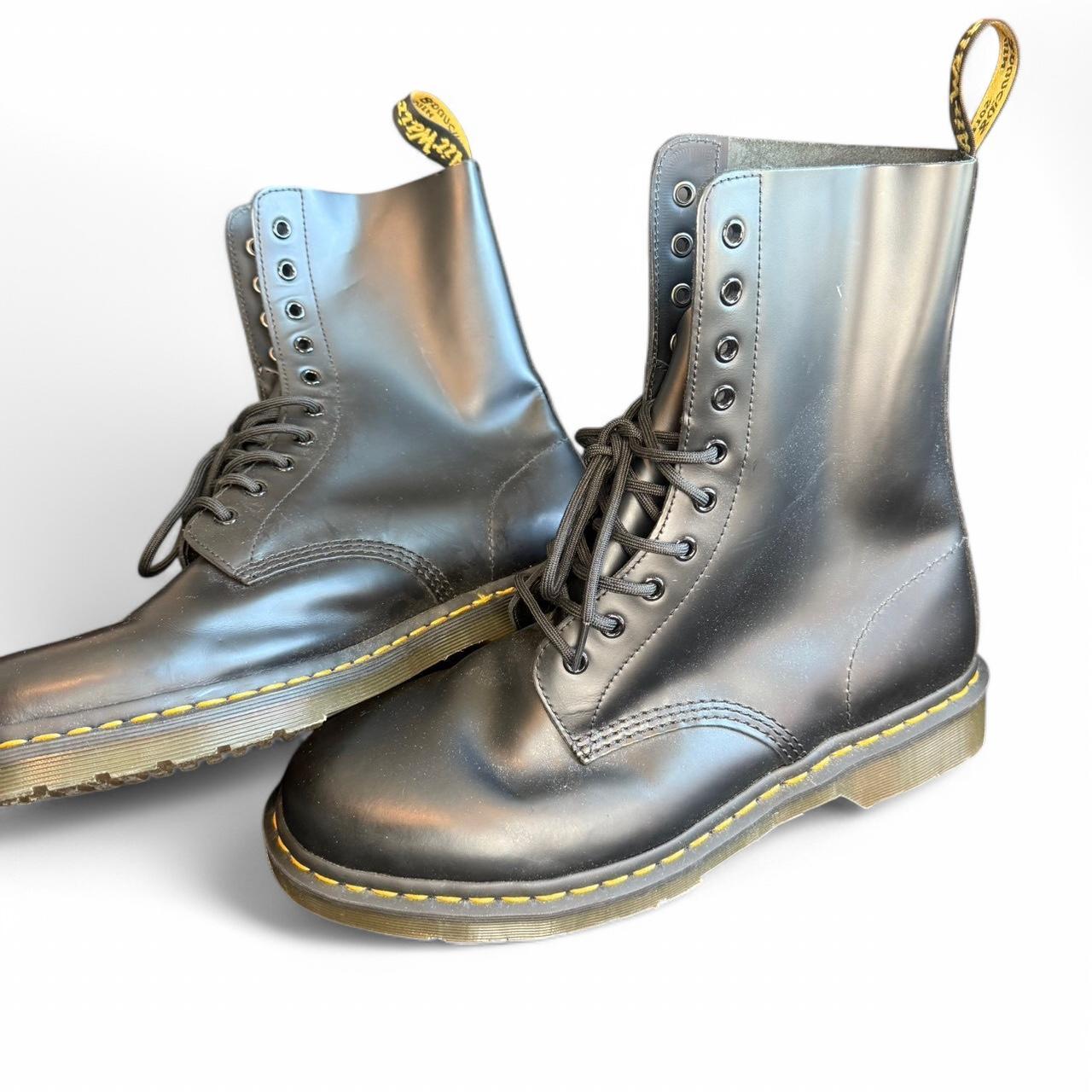 Black dr-martens-1460 - Depop