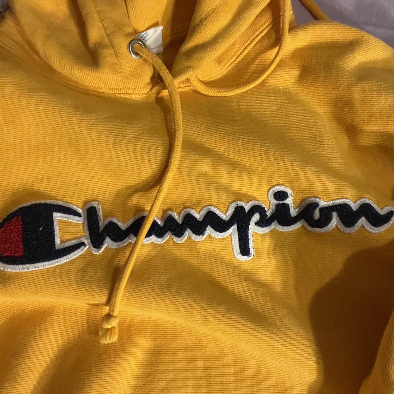 Champion sweater oversized outlet yellow