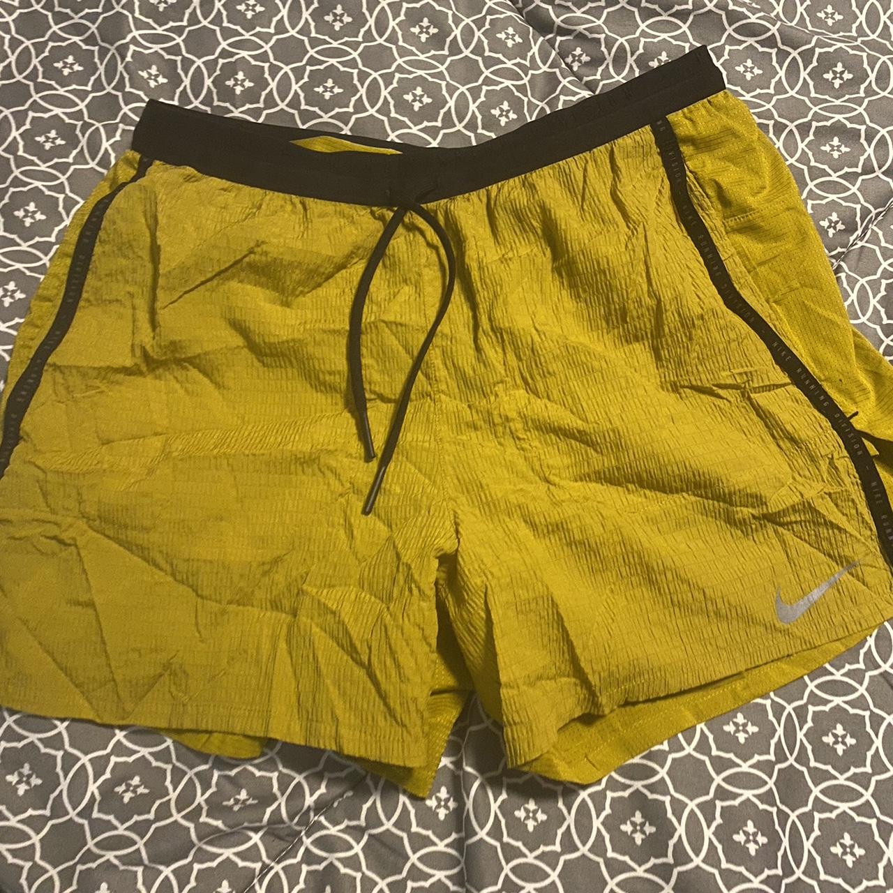 Mens yellow clearance nike shorts