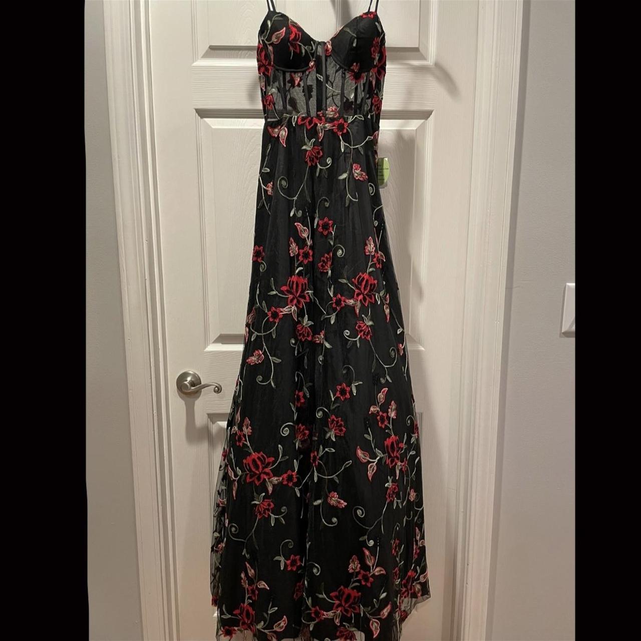 Windsor prom dress! It is a size 1, and I’m 5’1” for... - Depop