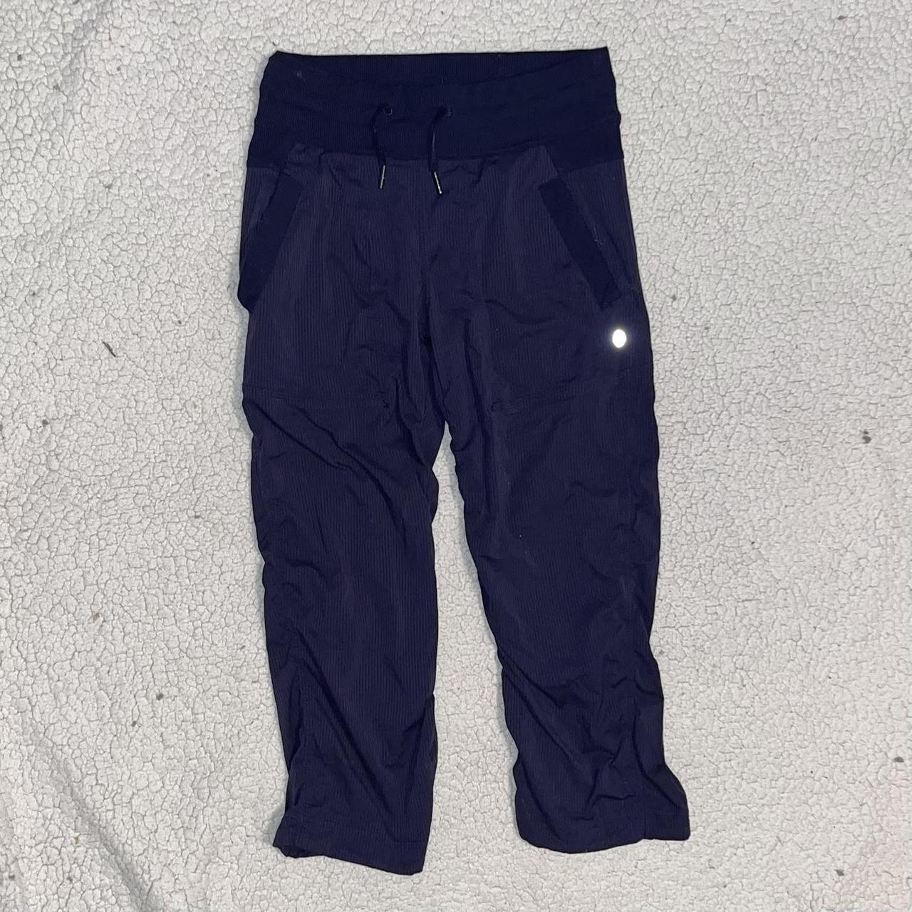 lululemon studio capri pants 🤸🏽‍♀️ -size 2 -navy - Depop