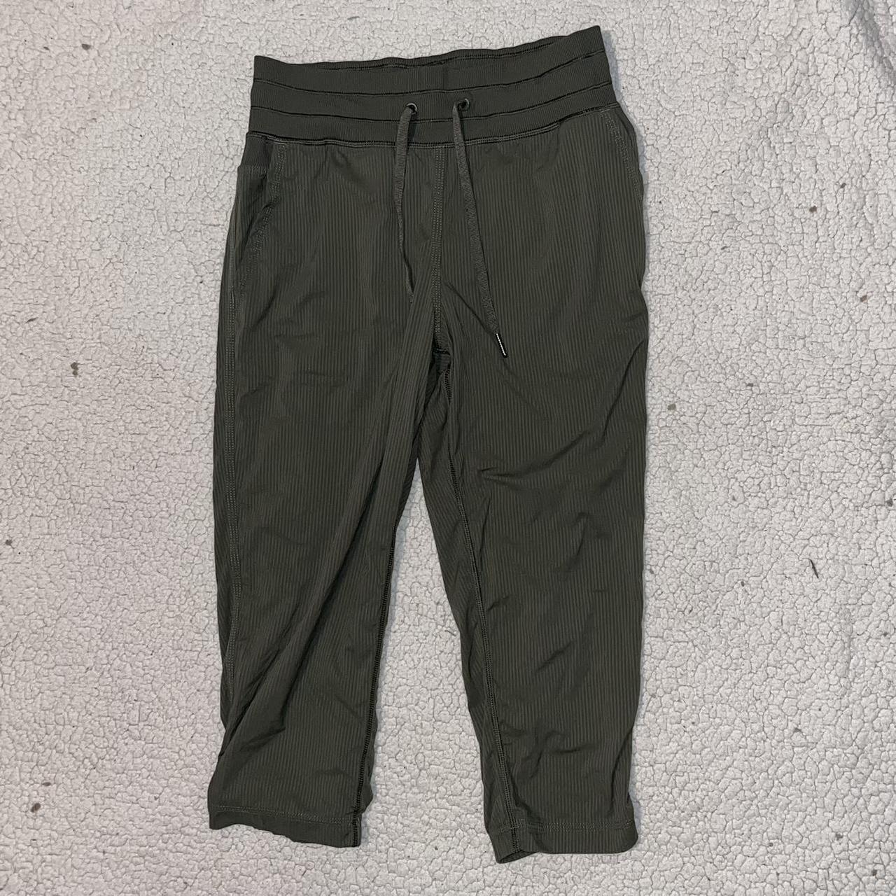 Lululemon cheap capri joggers