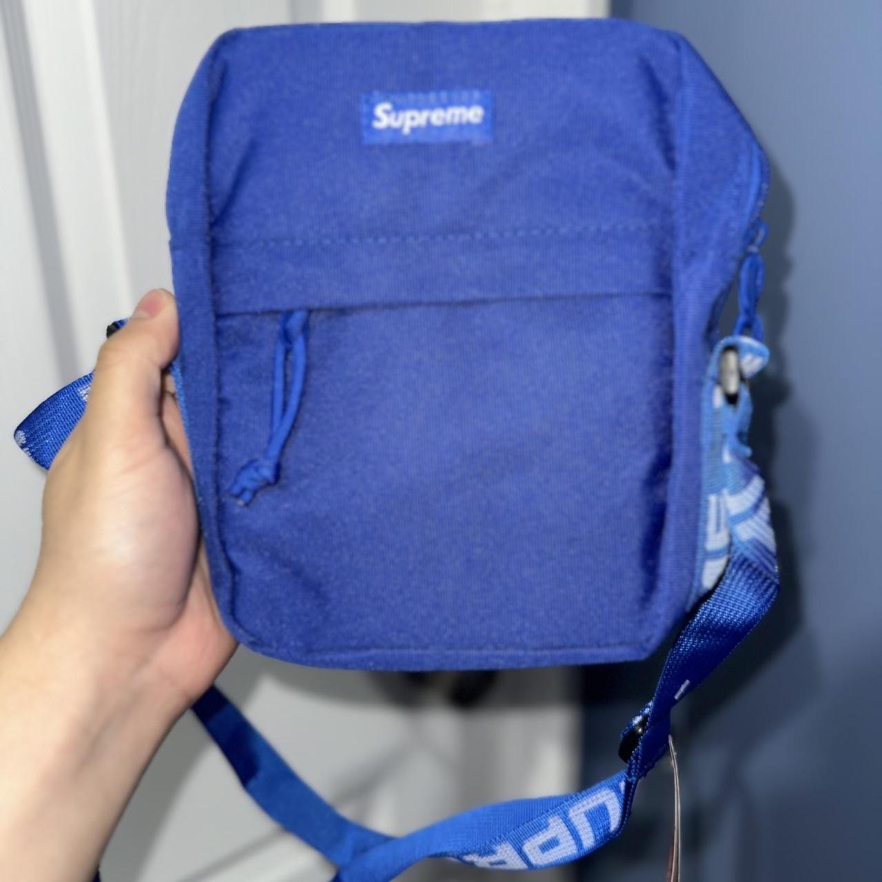 Supreme shoulder bag blue - Depop