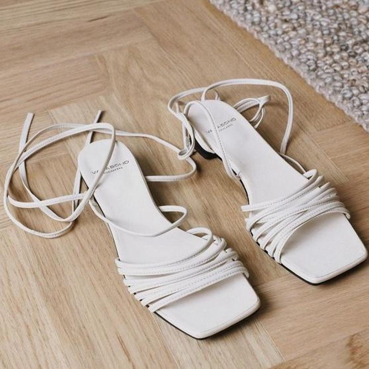 Vagabond white sandals fashion