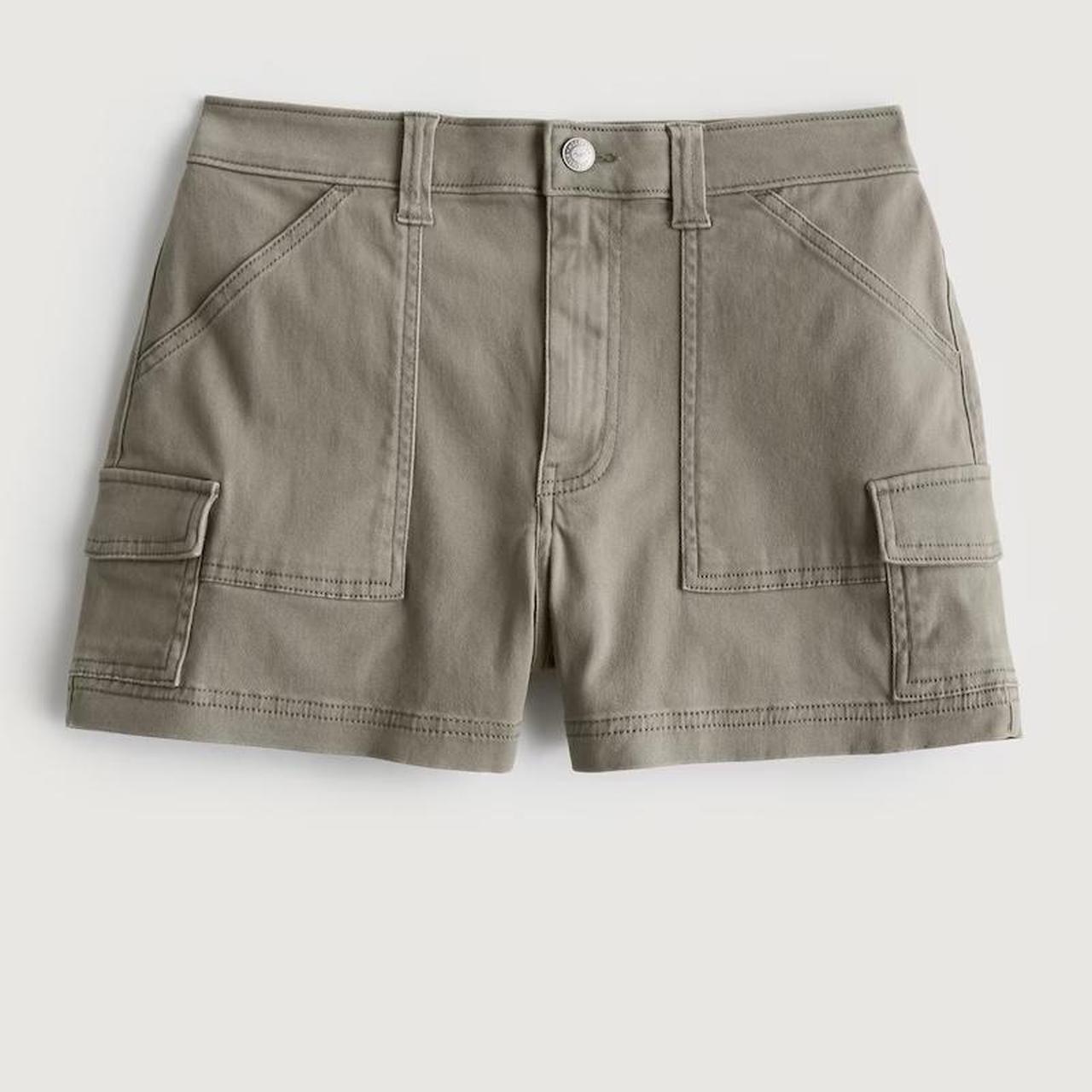 Hollister 16 / 33w ULTRA HIGH-RISE OLIVE TWILL CARGO | Depop