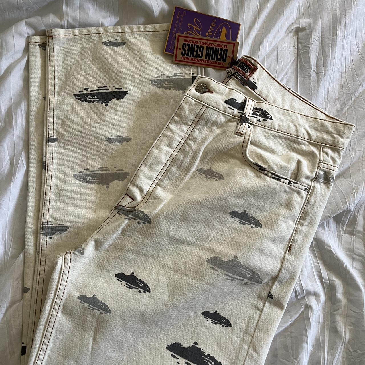 Never worn Corteiz Alcatraz print jeans size...