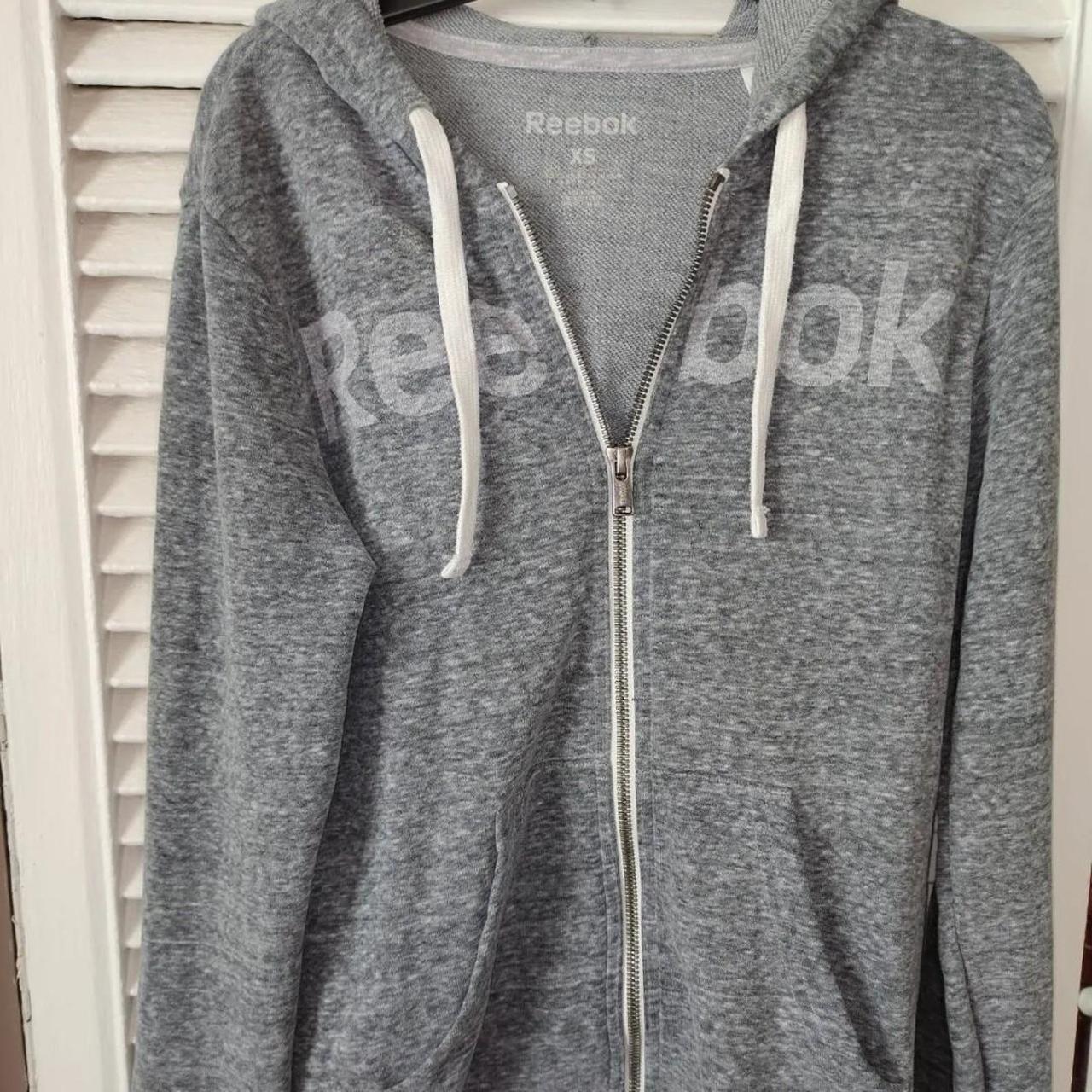 Reebok hoodie shop womens silver