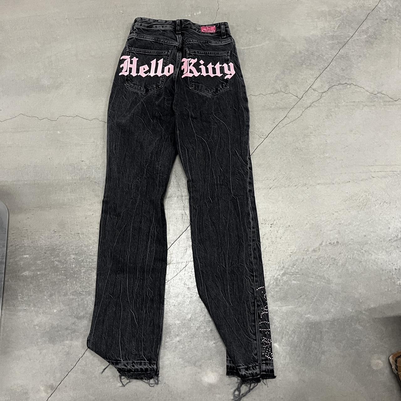 bershka hello kitty platforms