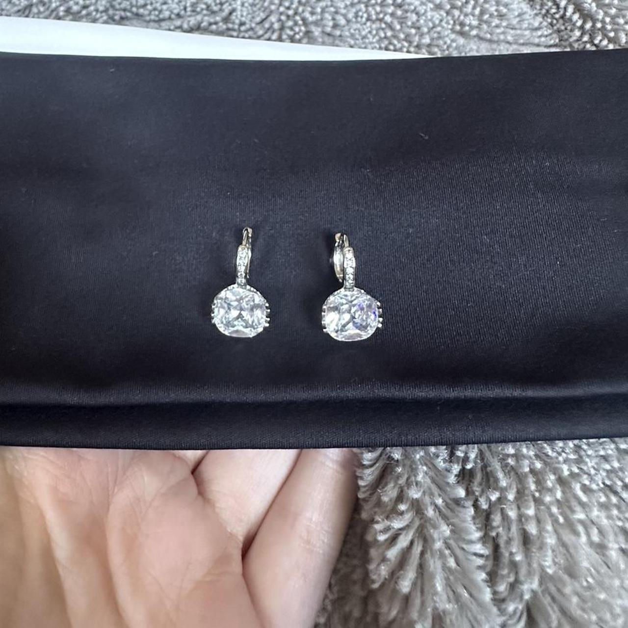item listed by elizabethmelx