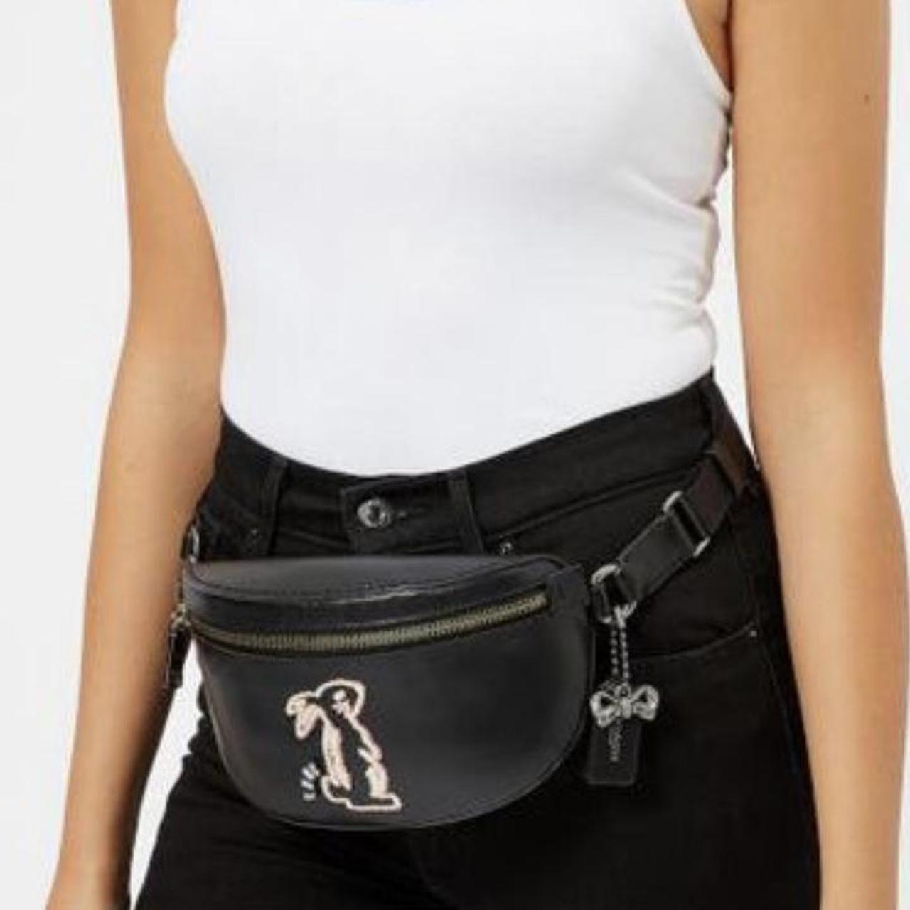 Selena gomez outlet leather belt bag