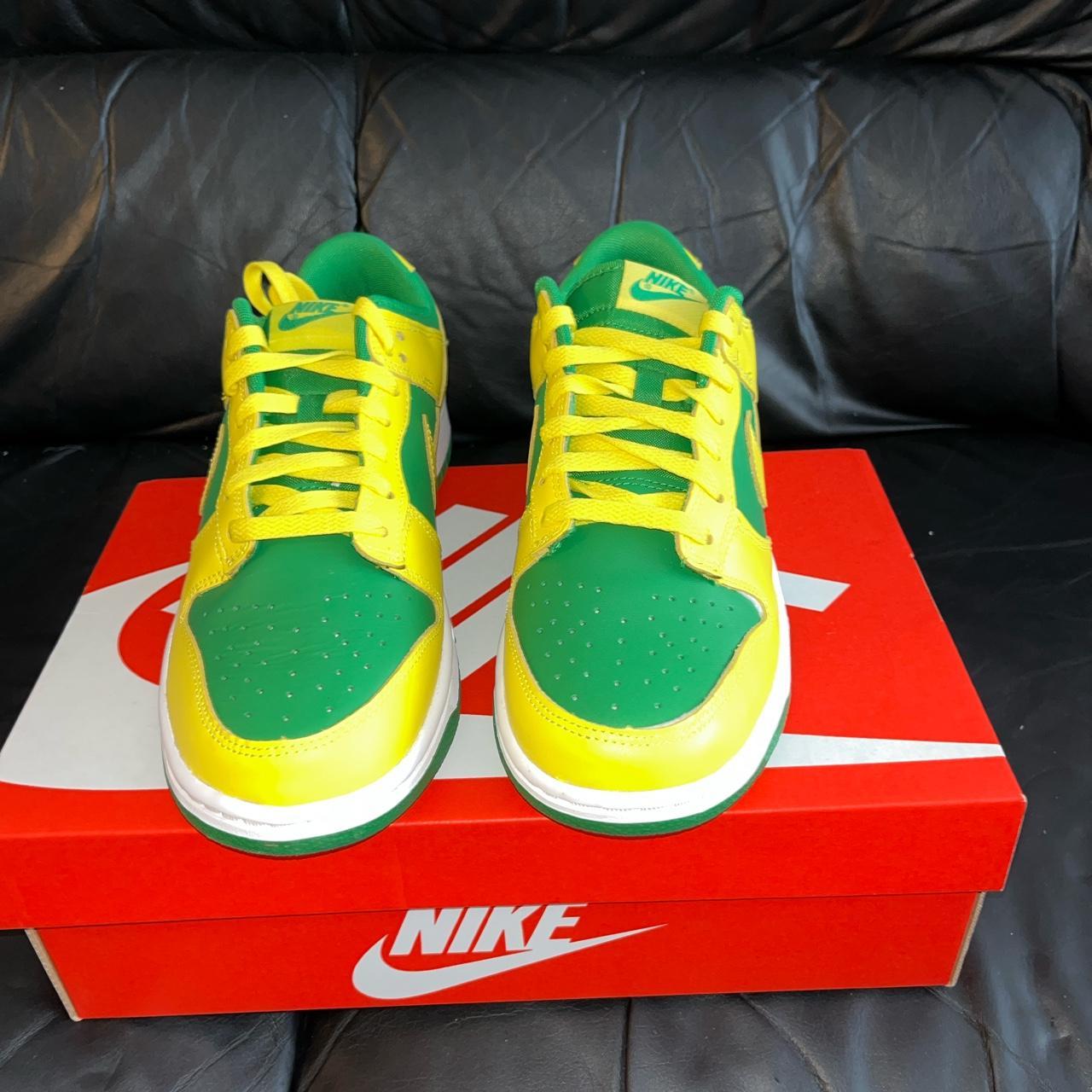 Nike Men's Yellow and Green Trainers | Depop