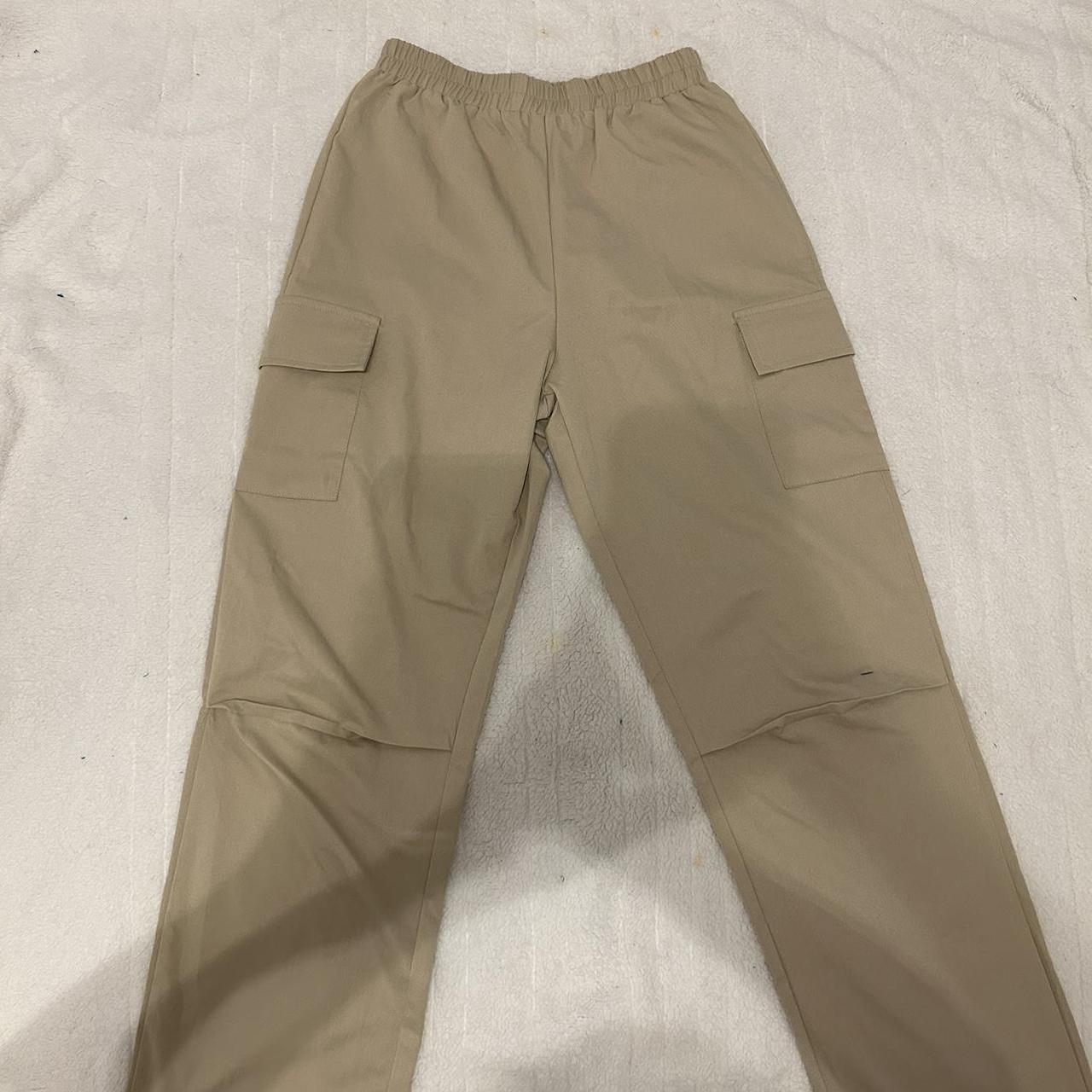 Women's Cream and Tan Trousers | Depop