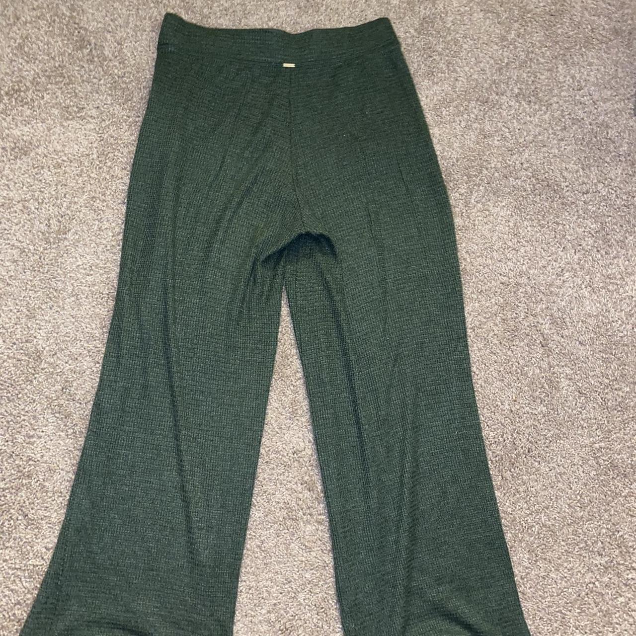 Gilly Hicks Women's Green Trousers Depop